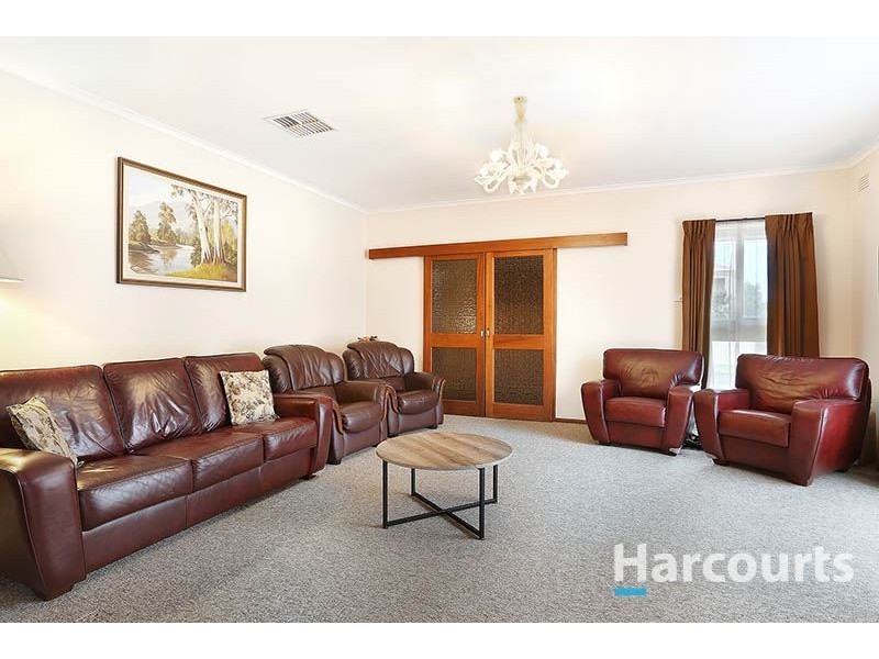 33 Dawson Street, Reservoir VIC 3073