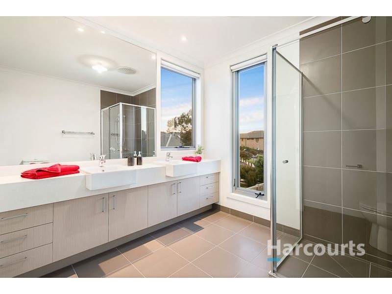 9 Champions Parade, Epping VIC 3076