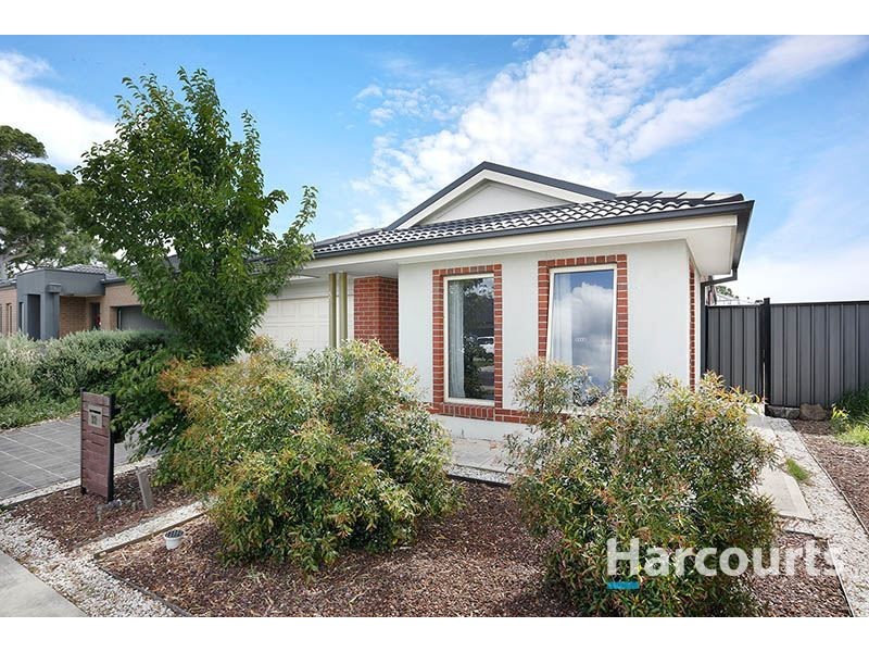 32 Blaimore Way, Mernda VIC 3754