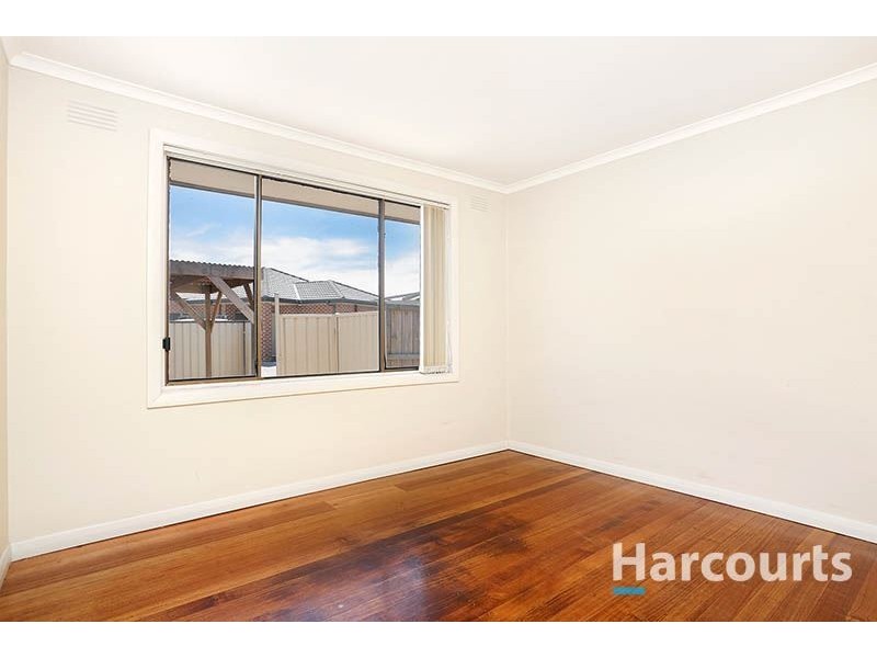2/3 Aranda Place, Epping VIC 3076