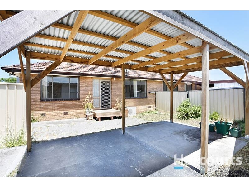 2/3 Aranda Place, Epping VIC 3076