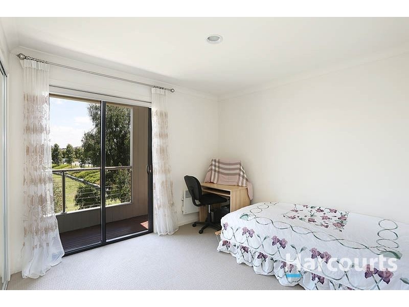 34 Grenville Walk, Lalor VIC 3075