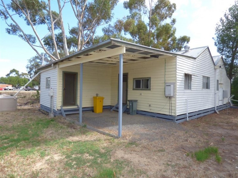 8 Dyer Street, Rupanyup VIC 3388