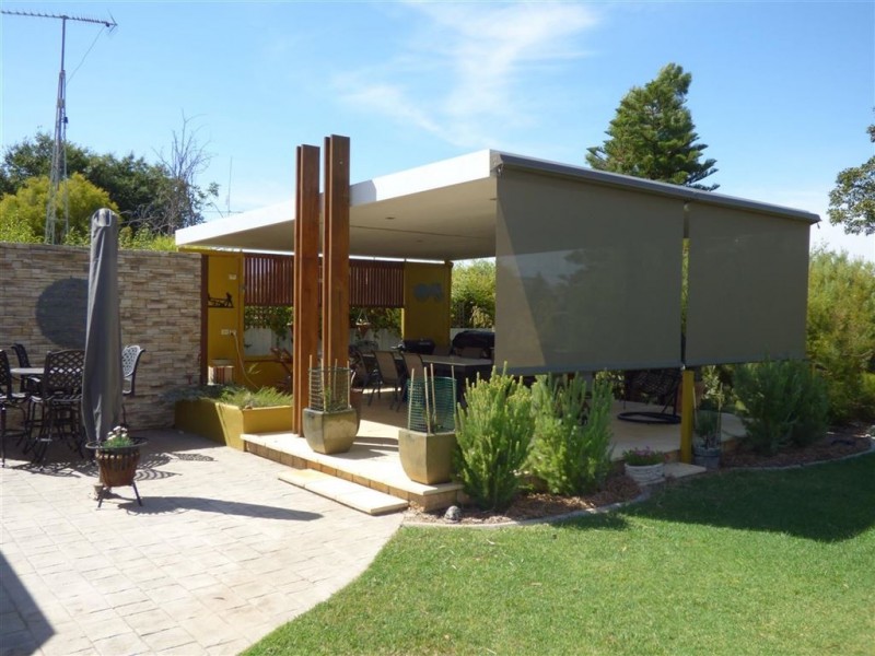 17 The Avenue, Warracknabeal VIC 3393