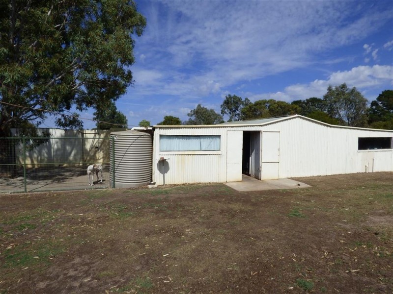 14 Rueben Burns Road, Edenhope VIC 3318