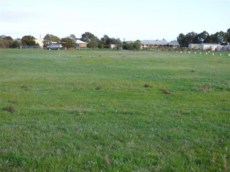 77 Kokoda Drive, Haven VIC 3401