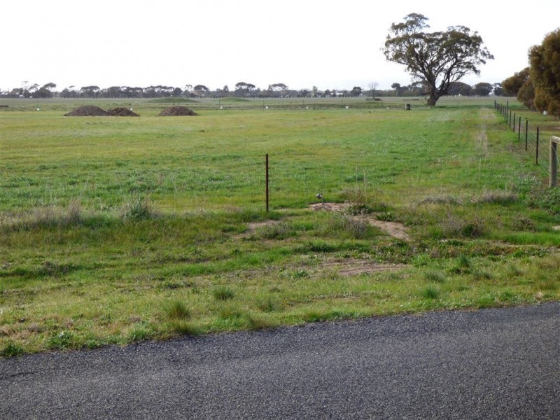 77 Kokoda Drive, Haven VIC 3401