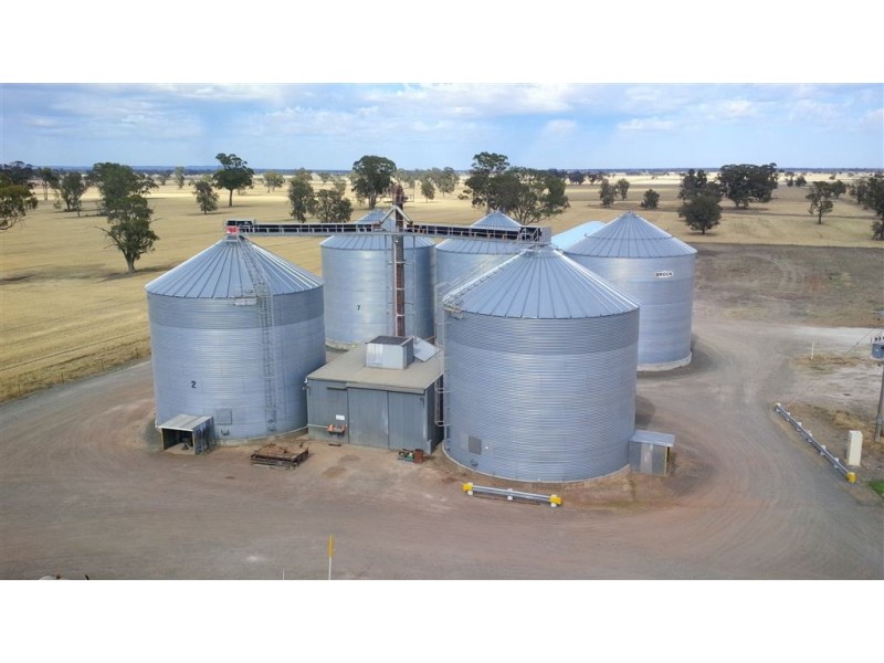 898 Northern Grampians Road, Laharum VIC 3401