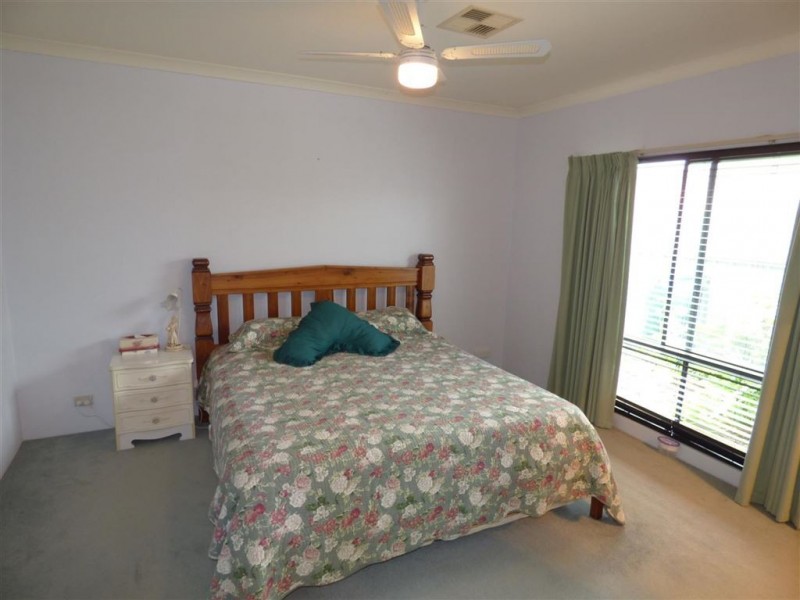 199 Lake Street, Edenhope VIC 3318