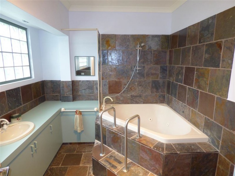 199 Lake Street, Edenhope VIC 3318