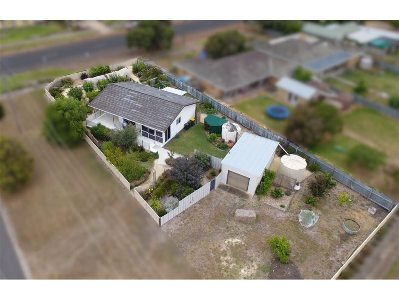136 Elizabeth Street, Edenhope VIC 3318