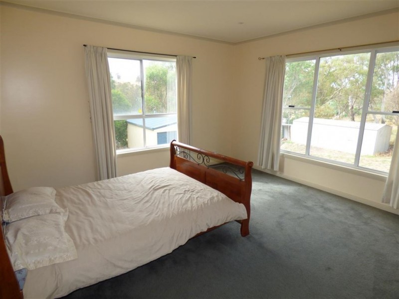 19 Swanston Street, Harrow VIC 3317