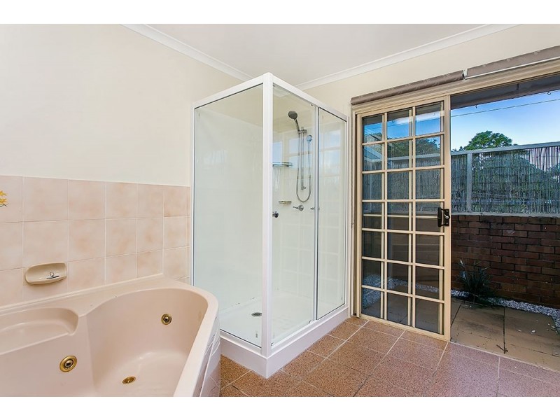 9 Summerhill Crescent, Cumbalum NSW 2478