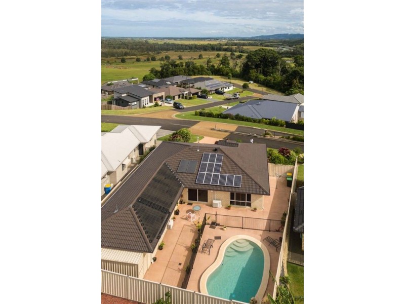 8 Kemp Street, Cumbalum NSW 2478