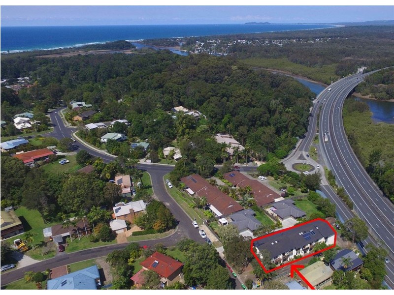 7/2 Arika Avenue, Ocean Shores NSW 2483
