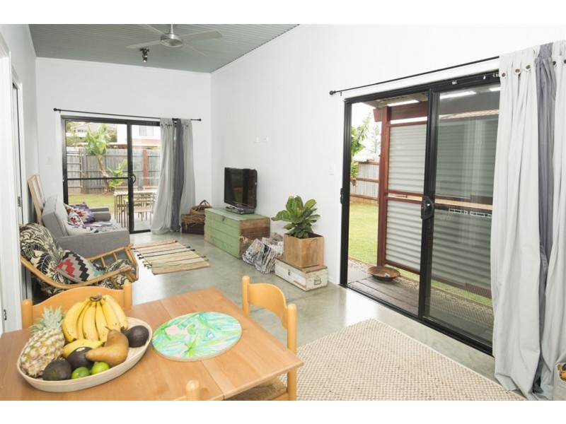 2 Sandstone Crescent, Lennox Head NSW 2478