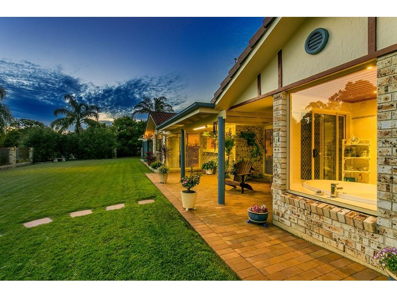 17 Dunromin Drive, Lismore NSW 2480