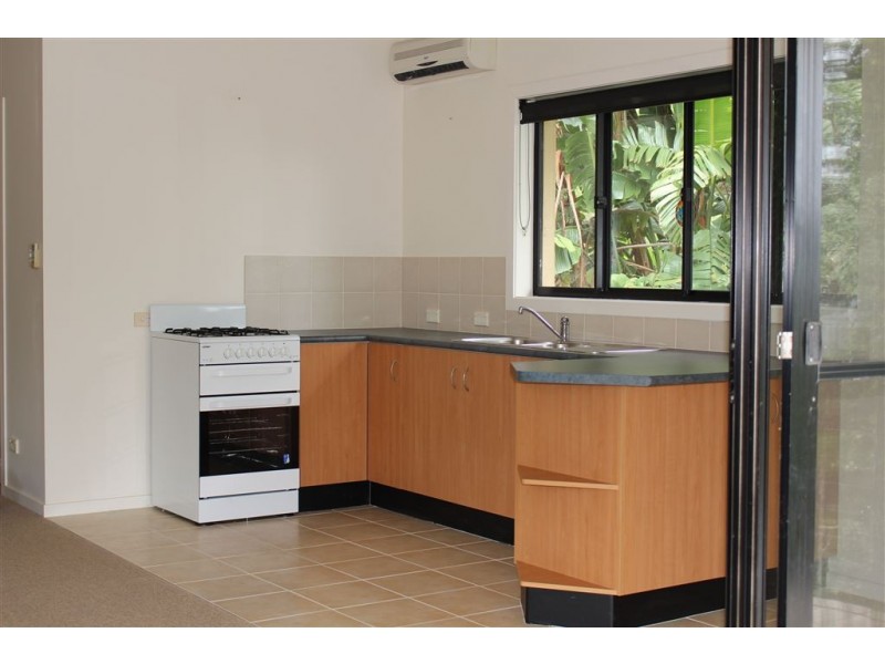 2/77 Meridian Drive, Coolgardie NSW 2478