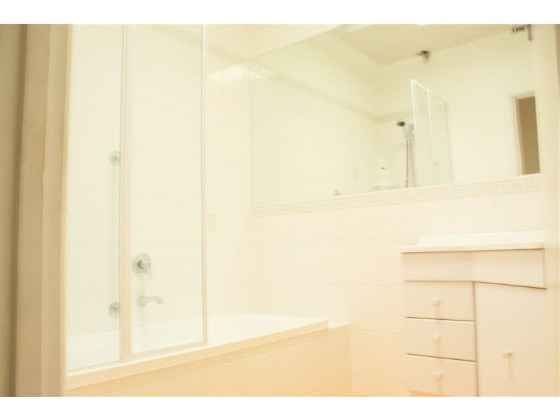 13 Packham Crescent, Glen Waverley VIC 3150