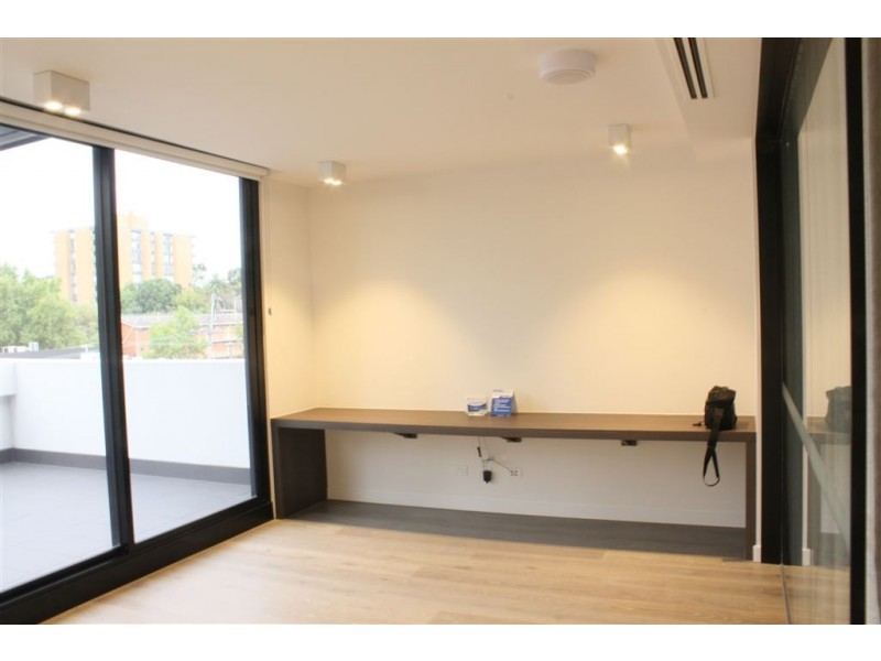 207/300 Toorak Road, South Yarra VIC 3141