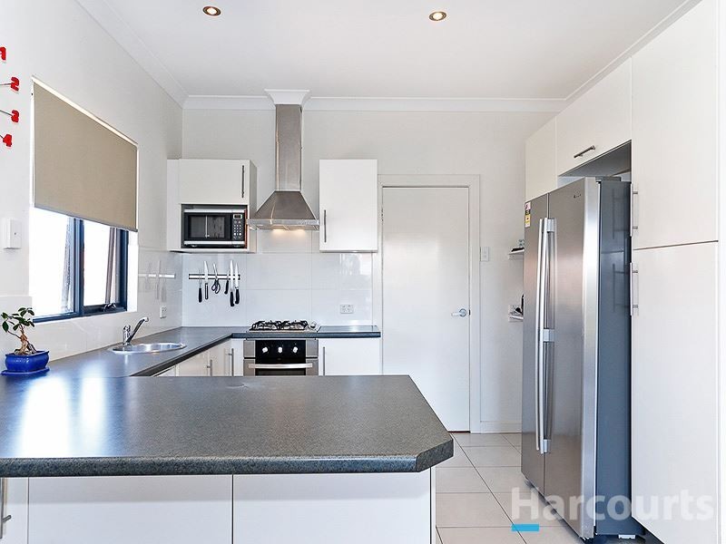 63 Valentine Avenue, Dianella WA 6059