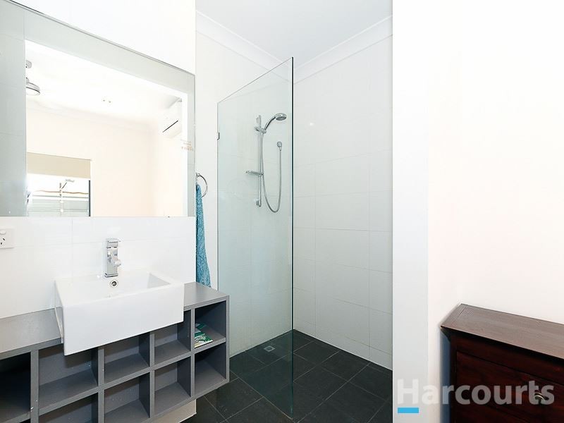 63 Valentine Avenue, Dianella WA 6059