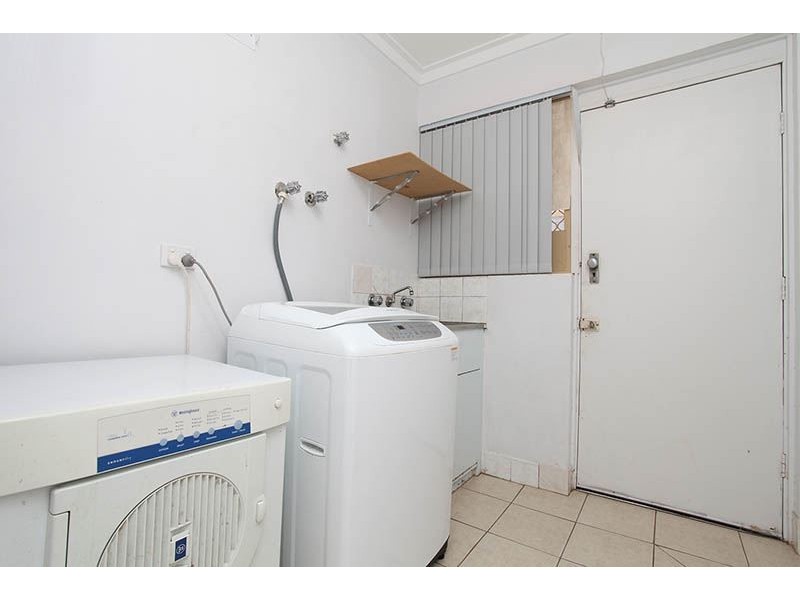 24 Redlands Street, Bayswater WA 6053