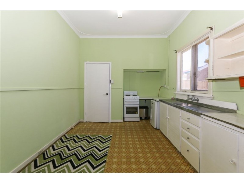 1 Aldwych Street, Bayswater WA 6053