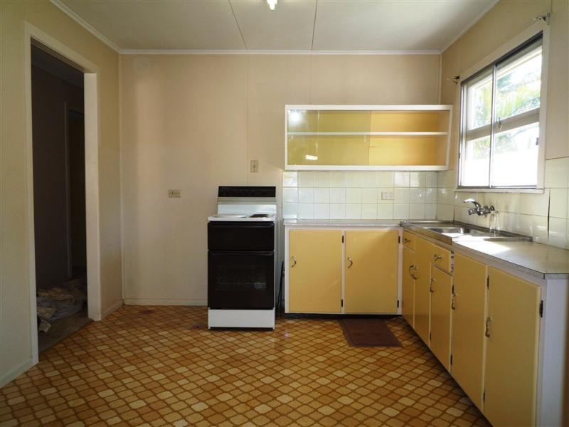 38 Paget Street, Carina QLD 4152