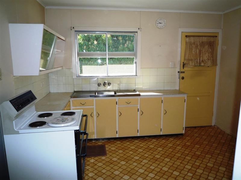 38 Paget Street, Carina QLD 4152