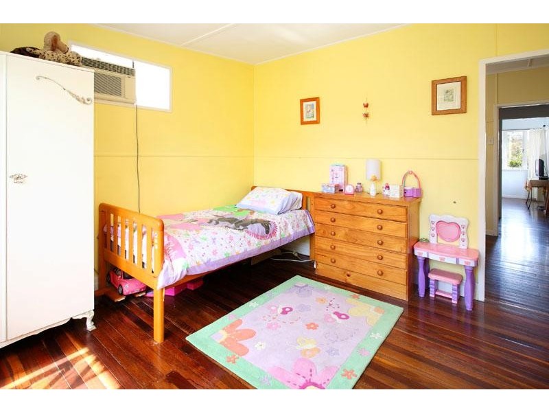 34 Osterley Road, Carina Heights QLD 4152