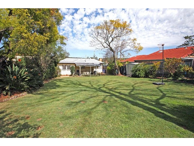 34 Osterley Road, Carina Heights QLD 4152