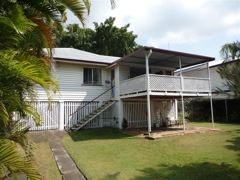 12 Allambie Street, Carina QLD 4152