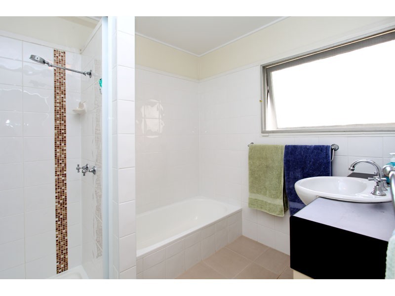 8 Blackwell Street, Tingalpa QLD 4173