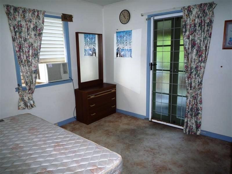 9 Tranters Avenue, Camp Hill QLD 4152