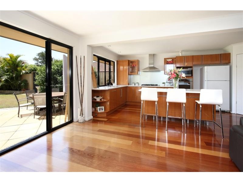 17 Edzell Place, Carindale QLD 4152