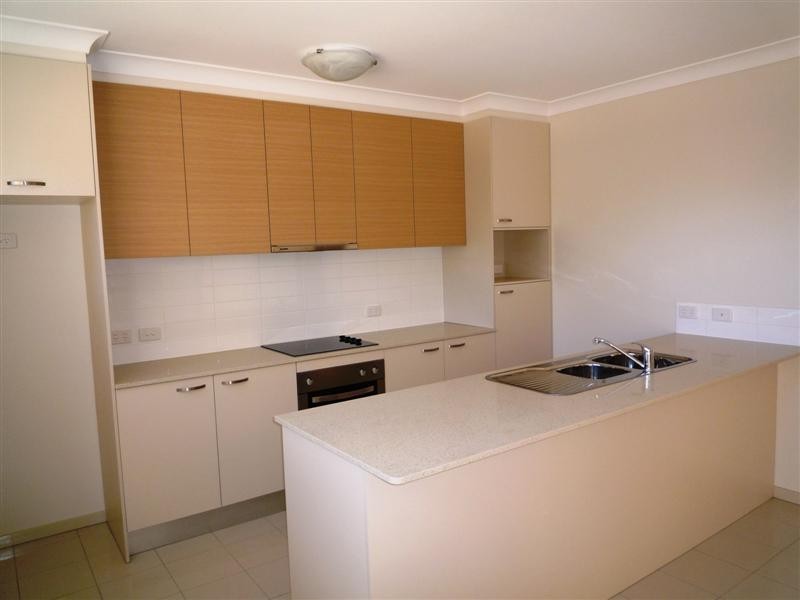 42 Pembroke Street, Carina QLD 4152