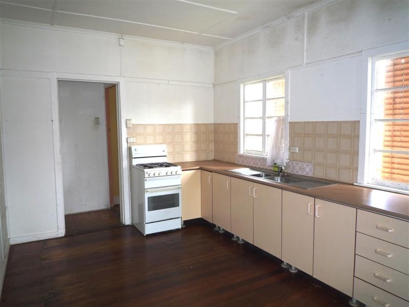 51 Eleanor Street, Carina QLD 4152