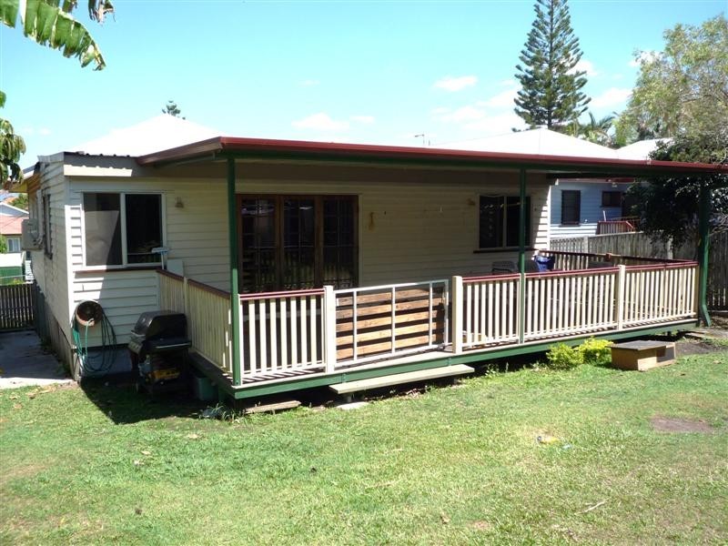 20 Long Street, Camp Hill QLD 4152