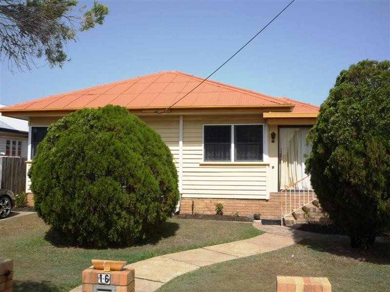 16 Malthus Street, Carina QLD 4152