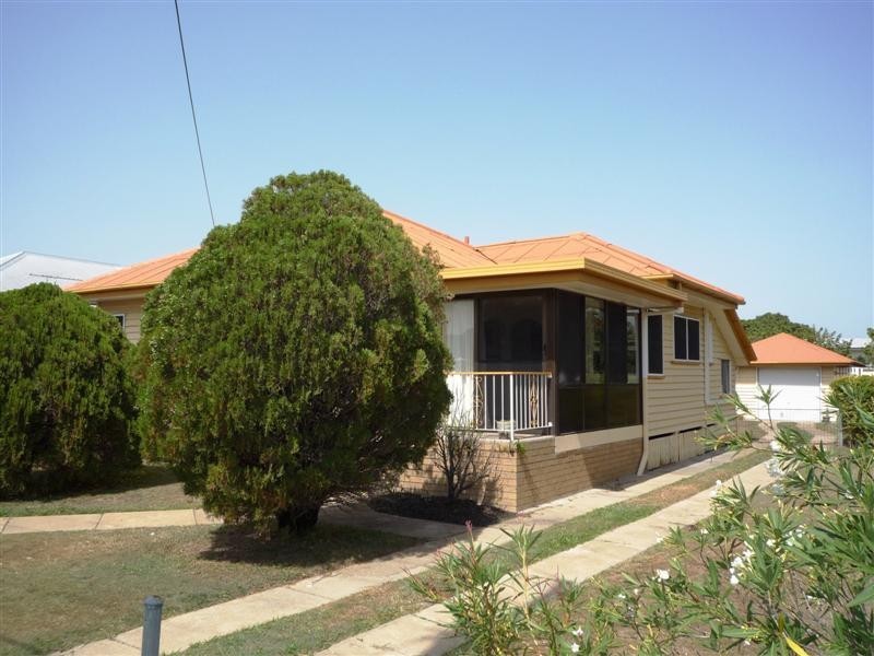 16 Malthus Street, Carina QLD 4152