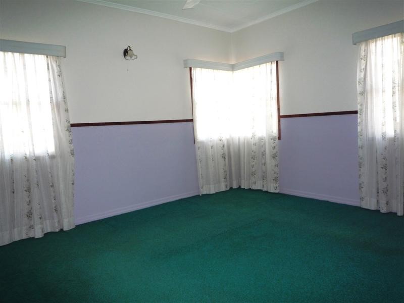 16 Malthus Street, Carina QLD 4152