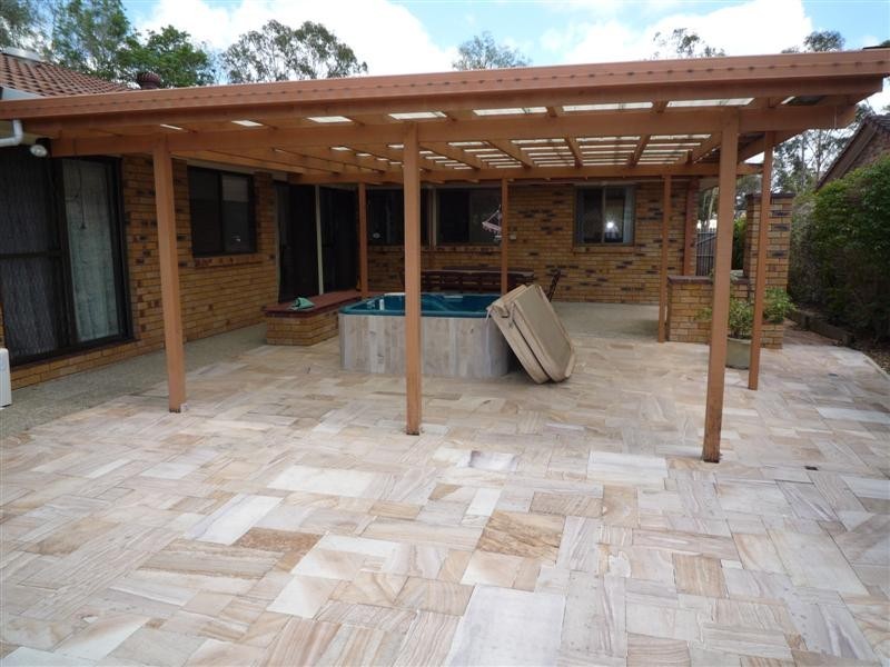 27 Boynedale Street, Carindale QLD 4152