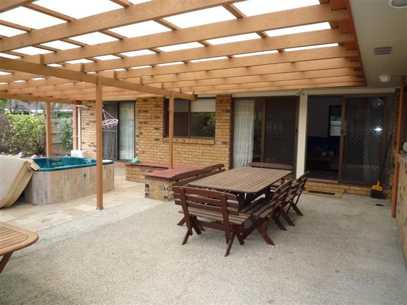 27 Boynedale Street, Carindale QLD 4152