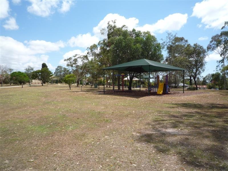 27 Boynedale Street, Carindale QLD 4152