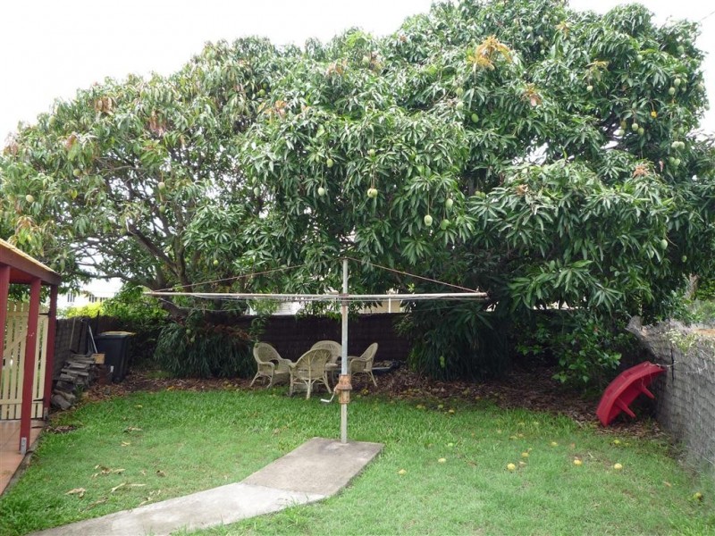 34 Edmond Street, Carina QLD 4152