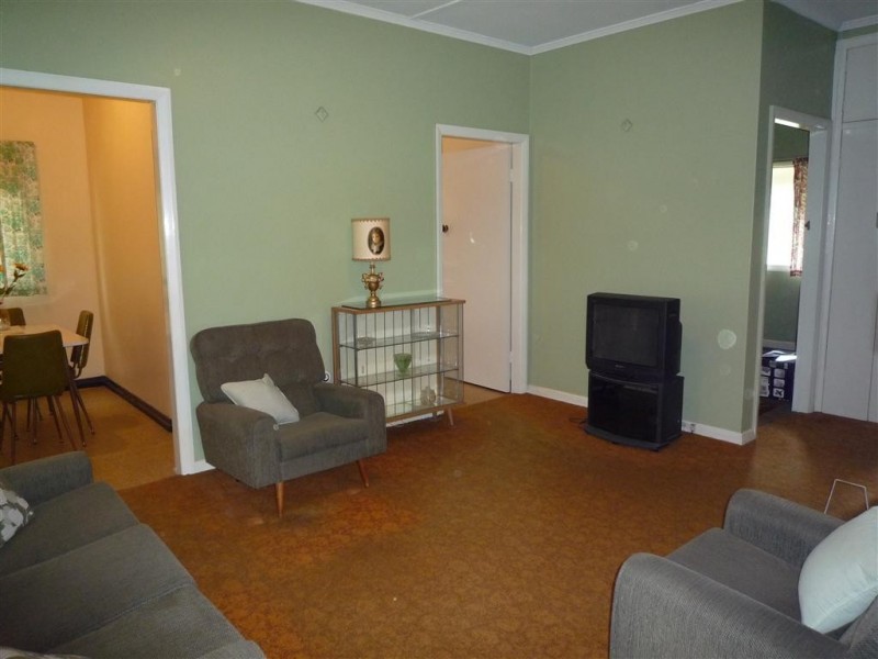 111 Richmond Road, Morningside QLD 4170