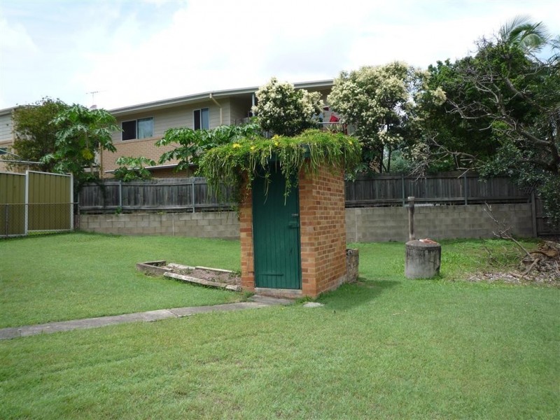 111 Richmond Road, Morningside QLD 4170