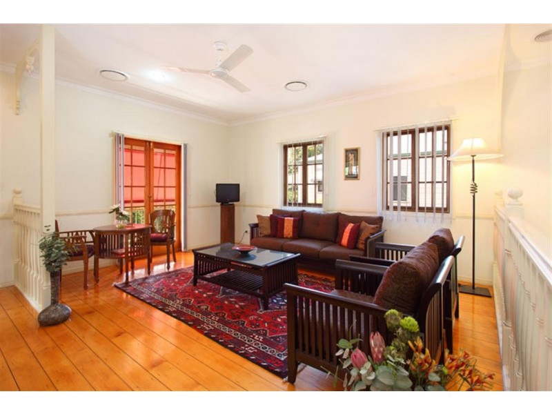 7 Nurstead Street, Camp Hill QLD 4152