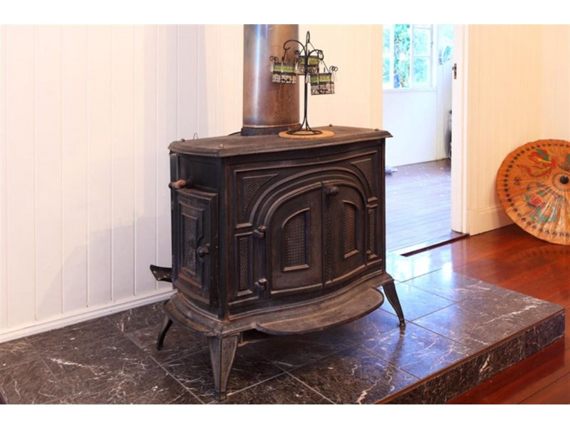 601 Old Cleveland Road, Camp Hill QLD 4152